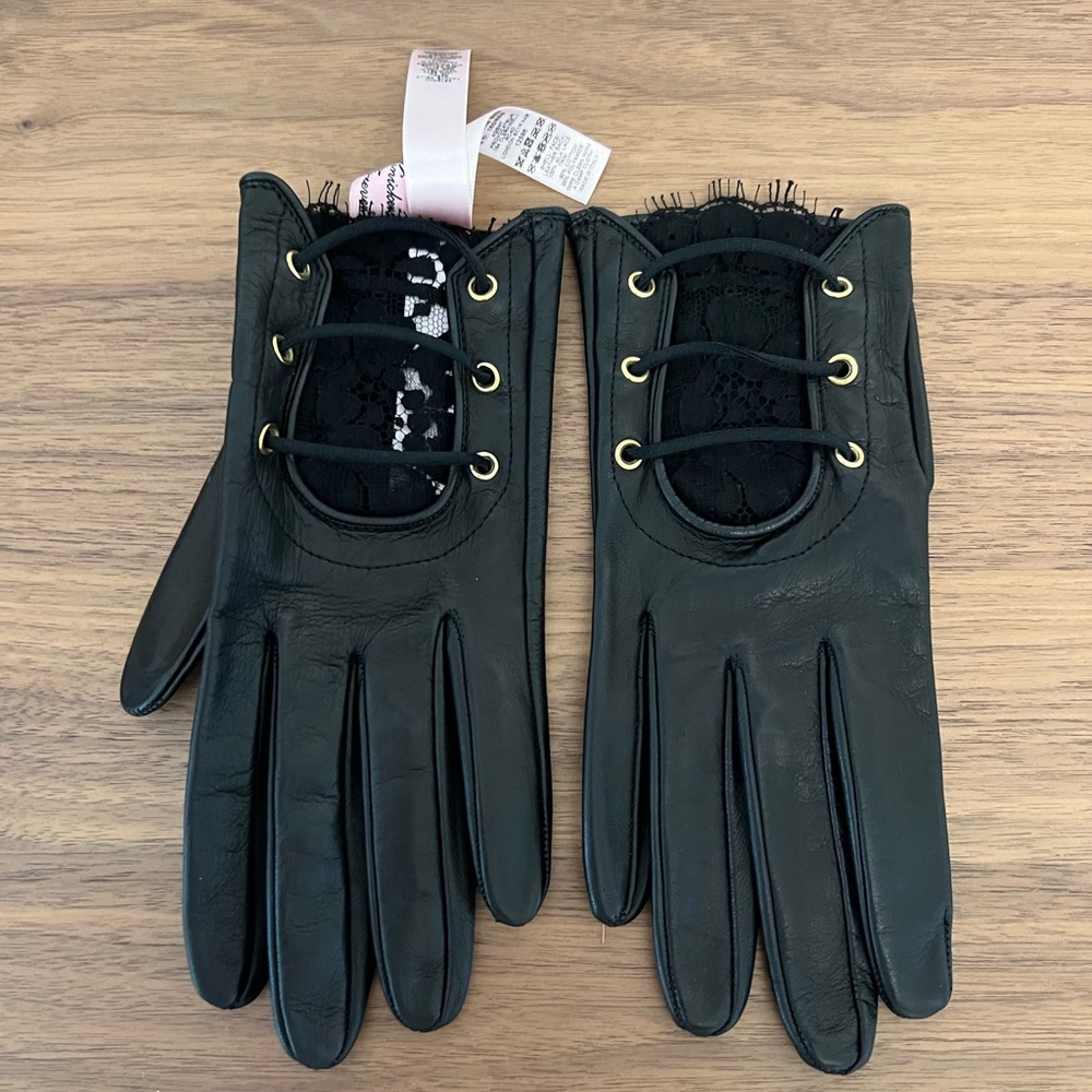 Agent provocateur leather and lace handgloves